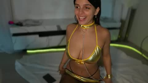 Rebecca online show from October 9, 3:43 pm