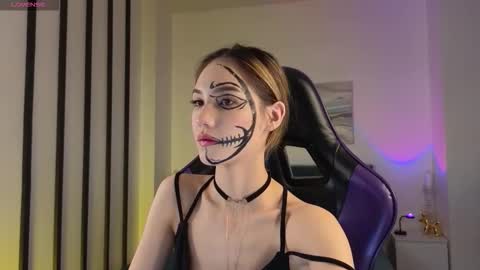 Hi im Yuki online show from October 31, 11:22 am