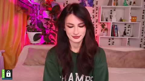 Snapshot of lildarkagex chatting on October 29, 8:16 am Alina online show from October 29, 8:16 am