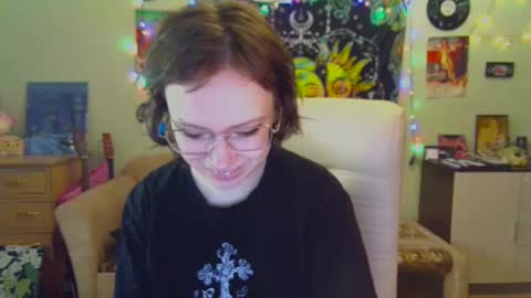 Snapshot of lileyfoxxx chatting on January 9, 11:14 am Lil online show from January 9, 11:14 am