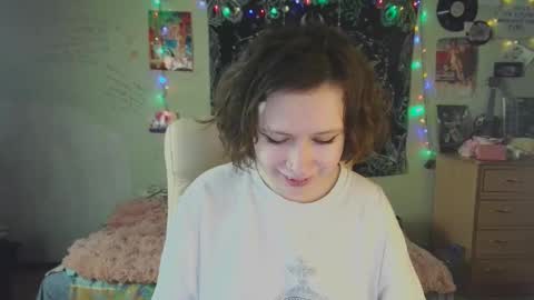 Snapshot of lileyfoxxx chatting on October 15, 12:38 pm Lil online show from October 15, 12:38 pm