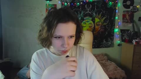 Snapshot of lileyfoxxx chatting on October 17, 10:51 am Lil online show from October 17, 10:51 am