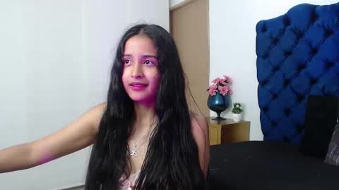 Lili online show from November 18, 3:12 am