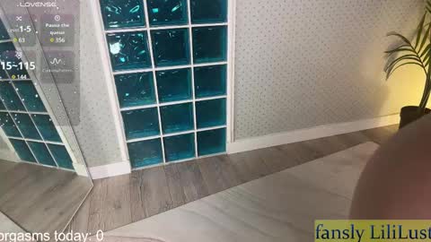 Lili online show from February 9, 1:46 pm