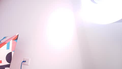 Snapshot of lili_jhonson chatting on November 18, 1:04 pm Lily online show from November 18, 1:04 pm