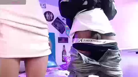 lili_roussi online show from September 11, 10:43 pm