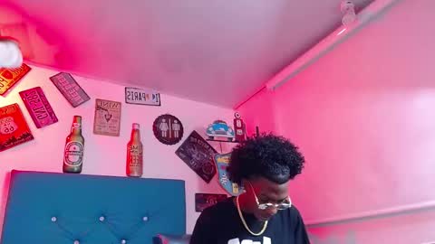 lili_roussi online show from October 16, 2:23 am