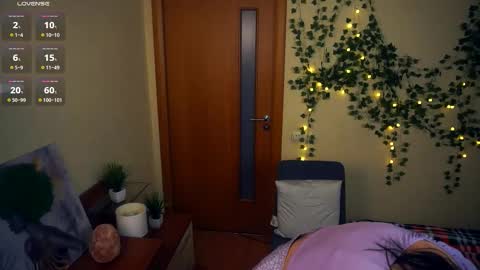 Lilian online show from September 14, 6:23 am