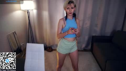 Lilian online show from September 26, 6:39 am