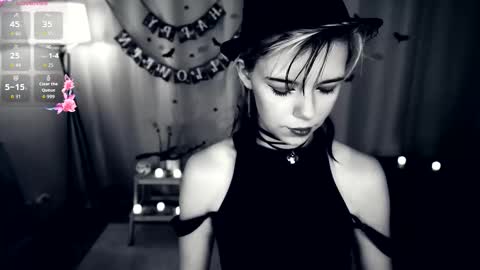 Lilian online show from October 9, 7:06 am