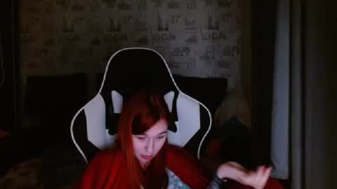 liliawoolf online show from February 14, 7:12 pm