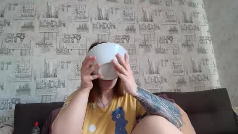 liliawoolf online show from September 18, 6:37 am