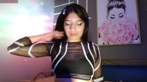 Simone 3 online show from October 6, 6:38 pm