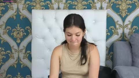 lilimini online show from December 27, 1:43 am