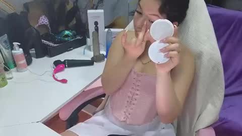 lilimini online show from October 21, 7:47 pm