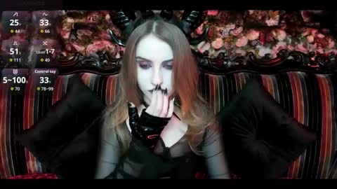 lilit_el_ online show from October 29, 10:11 pm