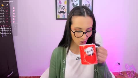 Snapshot of lilith01_ chatting on January 11, 7:49 pm Leidy online show from January 11, 7:49 pm