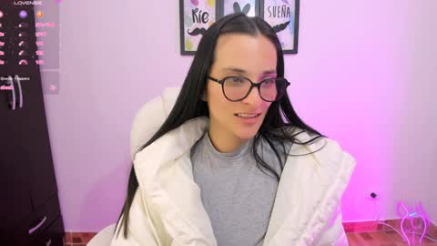 Snapshot of lilith01_ chatting on January 13, 10:45 pm Leidy online show from January 13, 10:45 pm