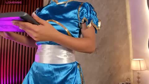 Lilith Rosse online show from October 19, 12:50 pm