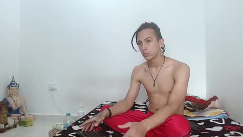 Snapshot of lilith_and_marcusblain chatting on March 11, 2:29 pm Lili Marcus online show from March 11, 2:29 pm