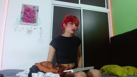 Snapshot of lilith_and_marcusblain chatting on September 8, 6:29 pm Lili Marcus online show from September 8, 6:29 pm