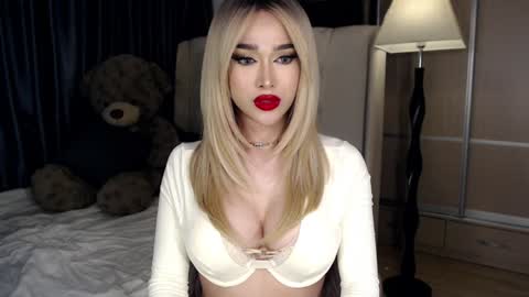 QUEEN LILITH BORBON online show from December 9, 3:40 am