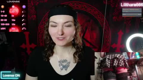 Snapshot of lilithara666 chatting on November 19, 8:20 pm Brandi online show from November 19, 8:20 pm