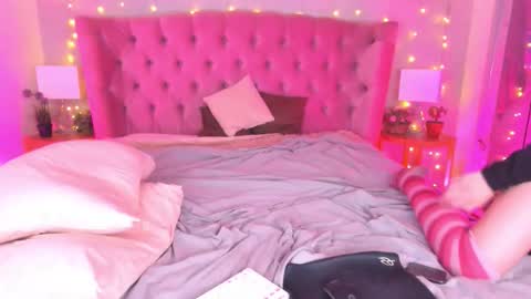 lilithiscute online show from October 19, 10:32 pm