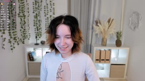 Snapshot of lilithlunna chatting on January 25, 10:39 pm Lilith online show from January 25, 10:39 pm