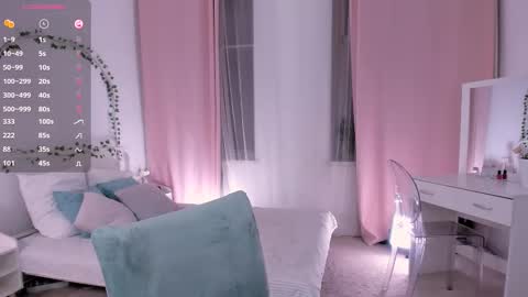 Snapshot of lilithlunna chatting on February 27, 2:21 am Lilith online show from February 27, 2:21 am