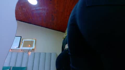 lilithsmith__ online show from October 17, 11:24 am