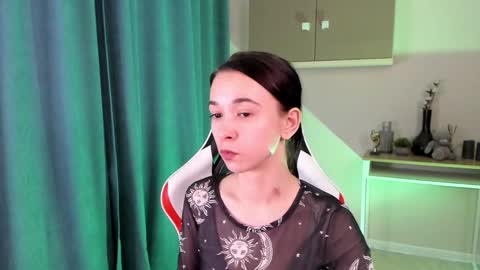 lilithstrangfor online show from December 16, 11:01 am