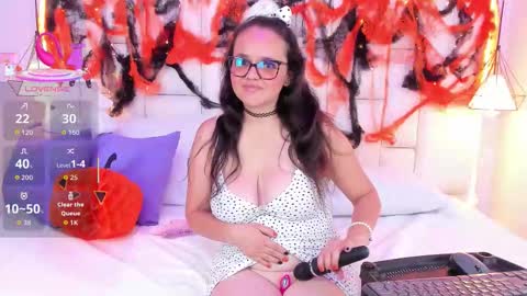 Lilith online show from October 16, 3:18 am