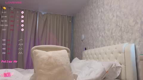 Lara Angel online show from October 11, 3:17 am