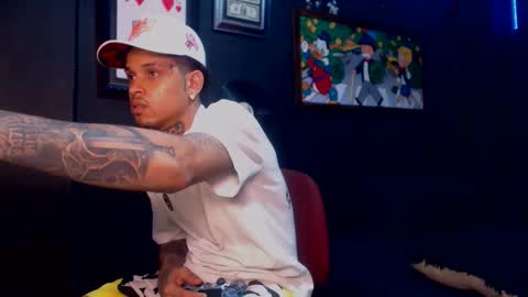  ONLYFANS   online show from December 3, 5:31 am