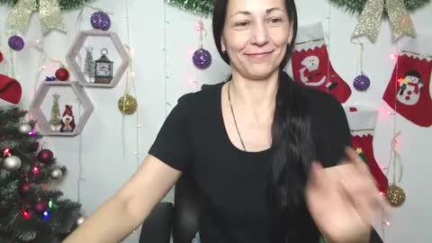 Snapshot of lilugrants chatting on January 6, 3:09 am lilugrants online show from January 6, 3:09 am