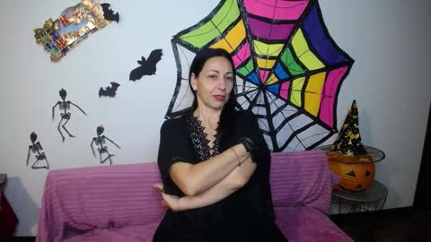 Snapshot of lilugrants chatting on October 21, 6:30 pm lilugrants online show from October 21, 6:30 pm