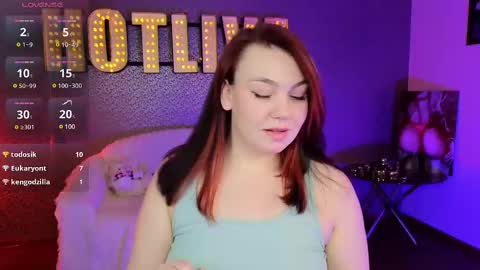 Snapshot of lilumytrend chatting on January 23, 3:32 pm Lilu online show from January 23, 3:32 pm