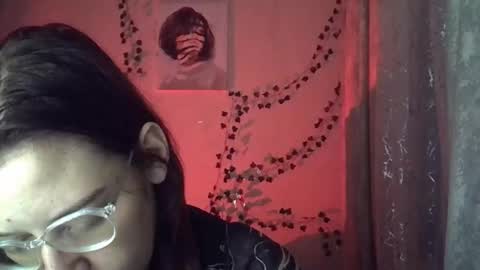 lily_ember online show from October 21, 7:14 pm