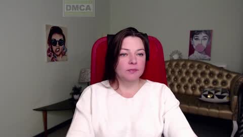 Lily online show from December 9, 10:54 am