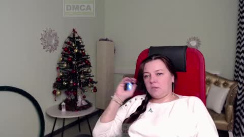 Lily online show from December 26, 4:43 am