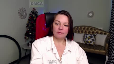 Lily online show from December 27, 6:57 am