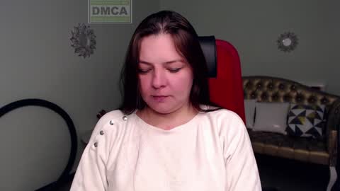 Lily online show from January 7, 7:20 am