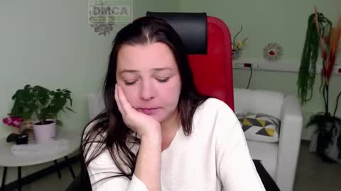 Lily online show from October 13, 5:40 am