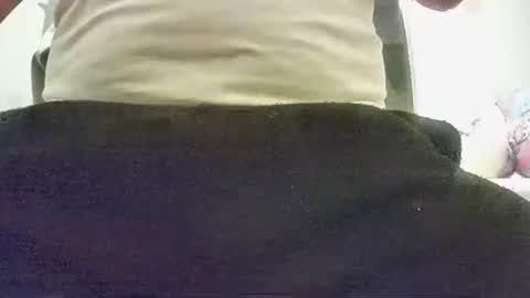 Snapshot of lily_lovelyman_ chatting on December 2, 3:37 am lily lovelyman online show from December 2, 3:37 am