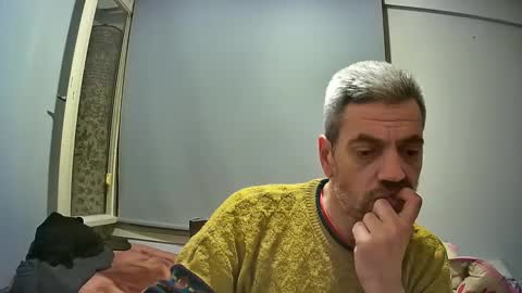 Snapshot of lily_lovelyman_ chatting on December 24, 3:05 am lily lovelyman online show from December 24, 3:05 am