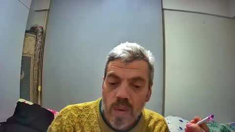 Snapshot of lily_lovelyman_ chatting on January 1, 9:20 pm lily lovelyman online show from January 1, 9:20 pm