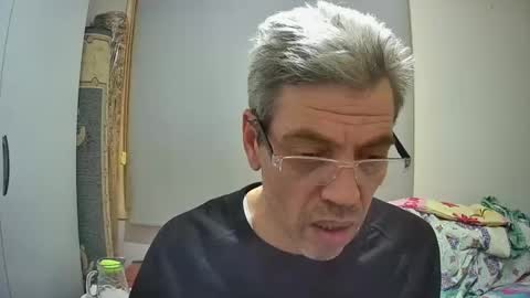 Snapshot of lily_lovelyman_ chatting on February 10, 12:18 pm lily lovelyman online show from February 10, 12:18 pm