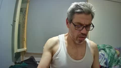 Snapshot of lily_lovelyman_ chatting on February 19, 12:55 pm lily lovelyman online show from February 19, 12:55 pm