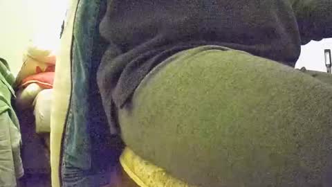 Snapshot of lily_lovelyman_ chatting on October 20, 7:03 pm lily lovelyman online show from October 20, 7:03 pm